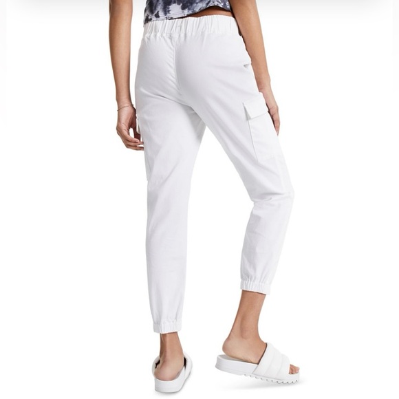 Tinseltown High-Waisted Pull-On Utility Jogger Pants, Cargo Jogger Pants Size: M - Picture 2 of 12